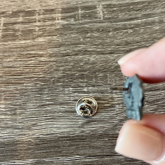 World’s Greatest Dad pewter pin Father’s Day holiday gift birthday party family - Picture 6 of 10